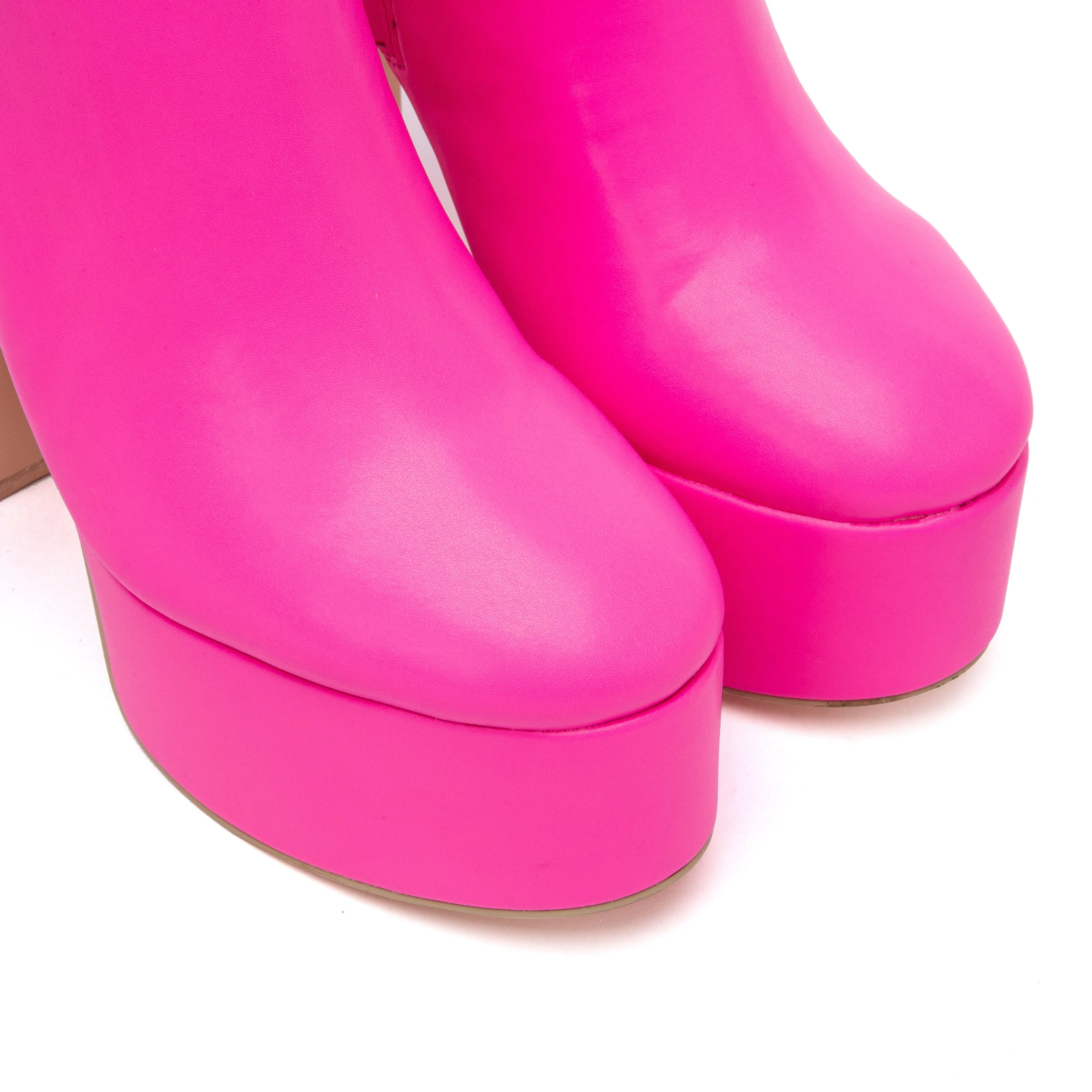 BASTRO NEON FUCHSIA MATTE