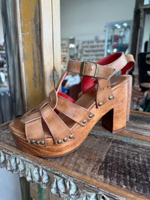 Bedstu Caitlin Platform Sandal