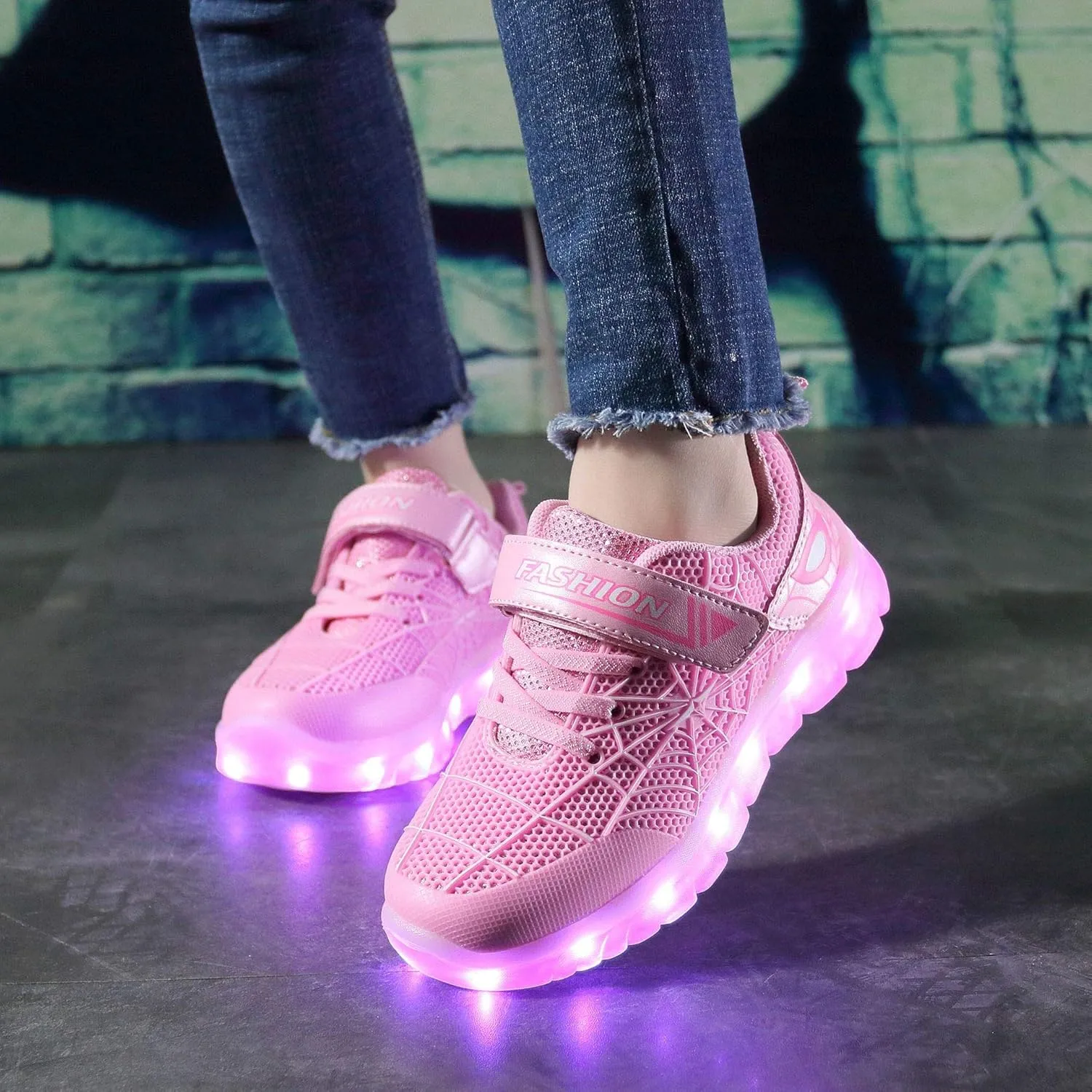 BFOEL Spider Light up Shoes for Boys Girls Walking Sneaker with USB Charging Birthday Thanksgiving Christmas Day Best Gift