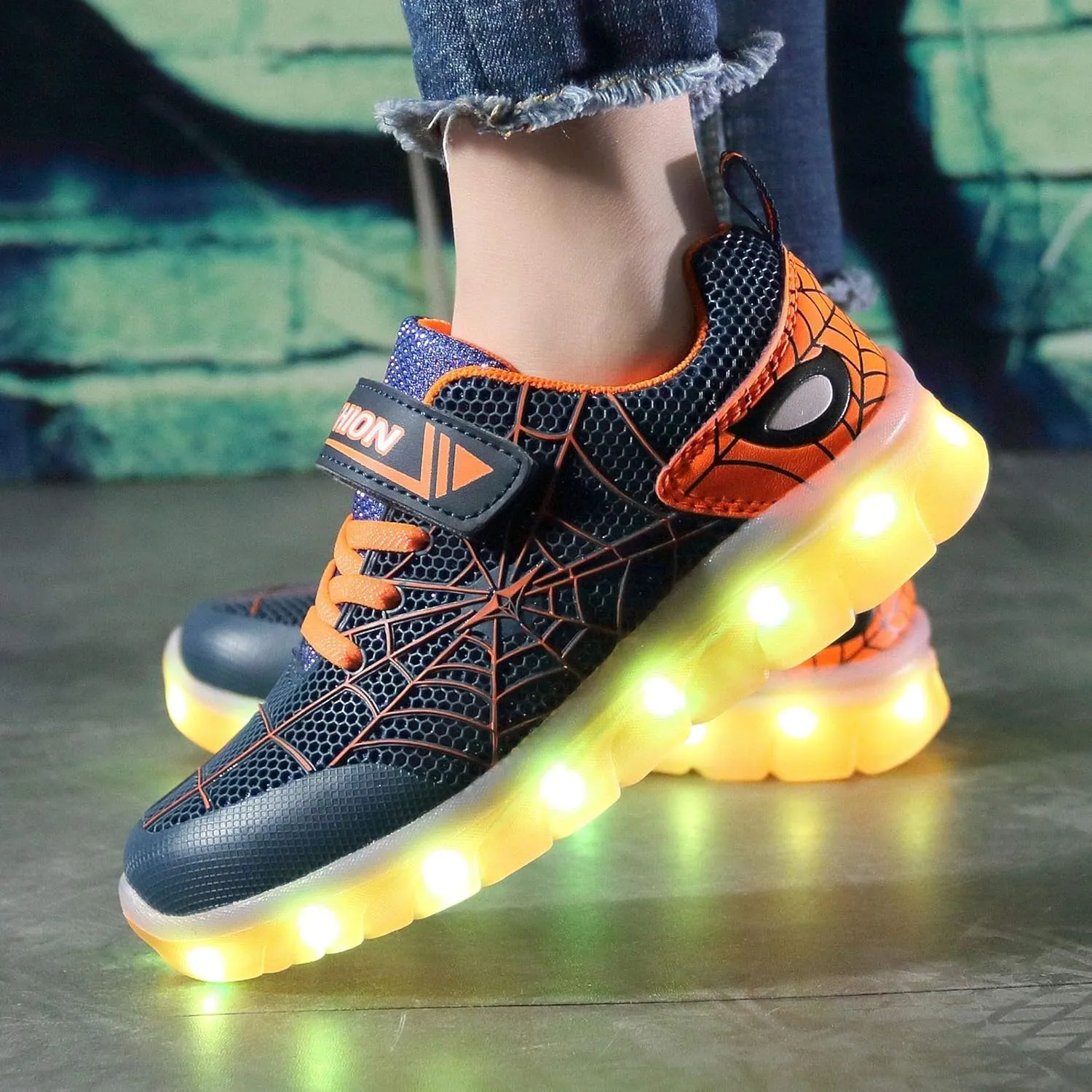 BFOEL Spider Light up Shoes for Boys Girls Walking Sneaker with USB Charging Birthday Thanksgiving Christmas Day Best Gift