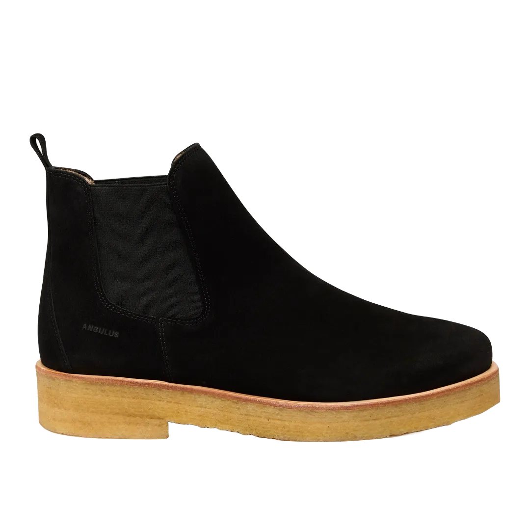 Chelsea boot with elastic
