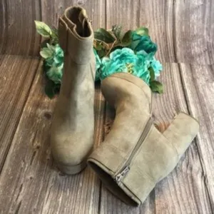 CIRCUS Alie Flint Grey Platform Booties 6M