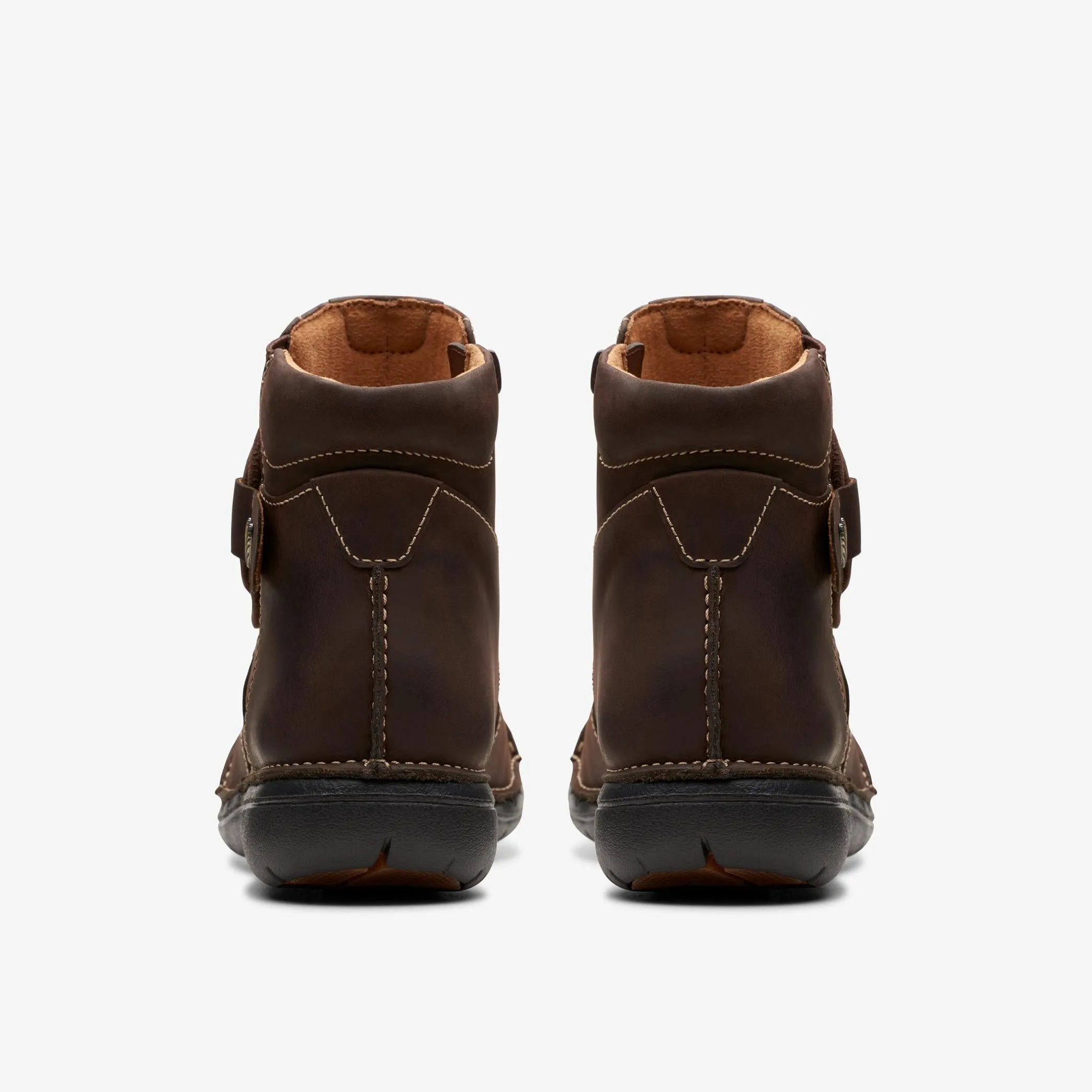 Clark's Un Loop Up (Women's) - Dark Brown Leather