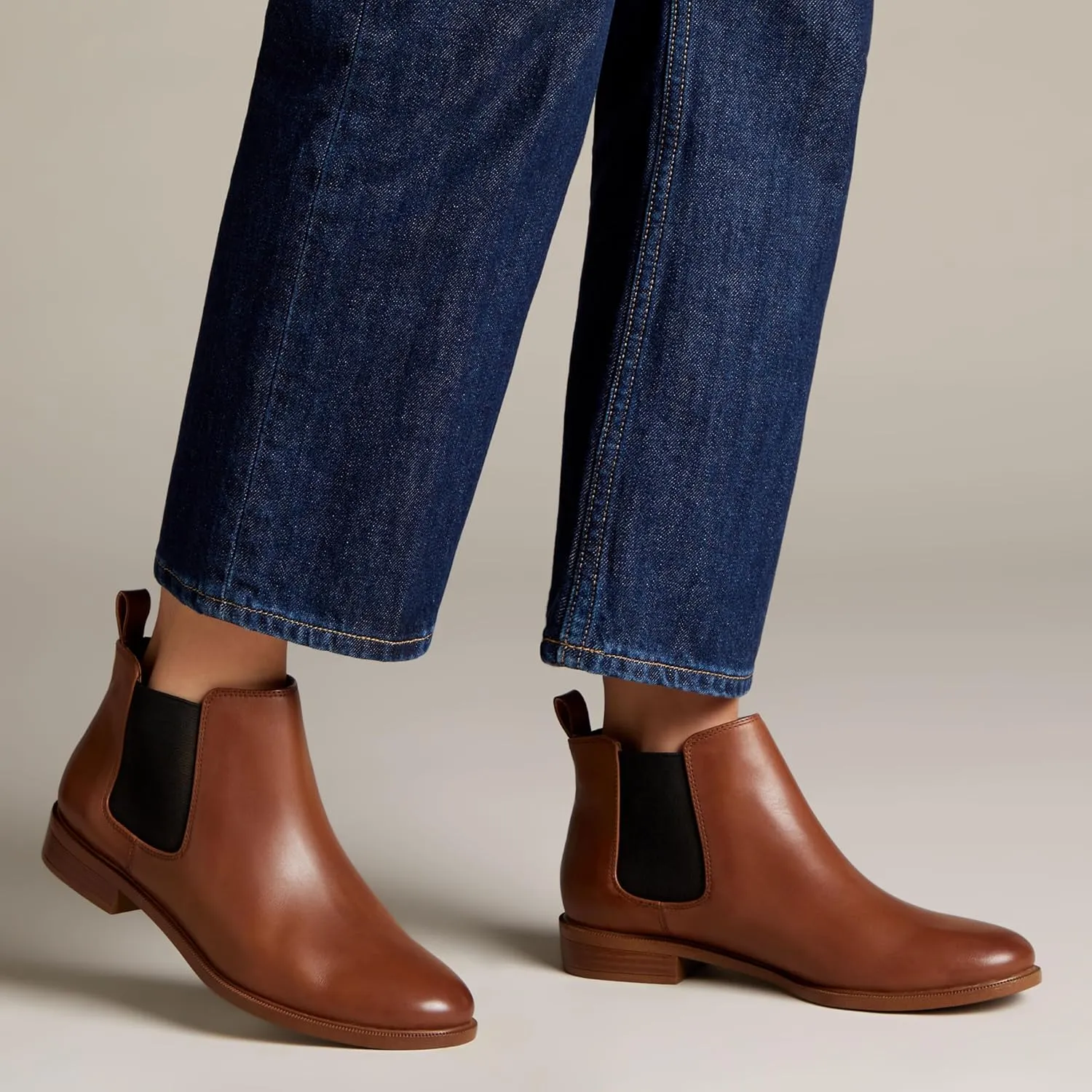Clarks Women's Taylor Shine Chelsea Boot