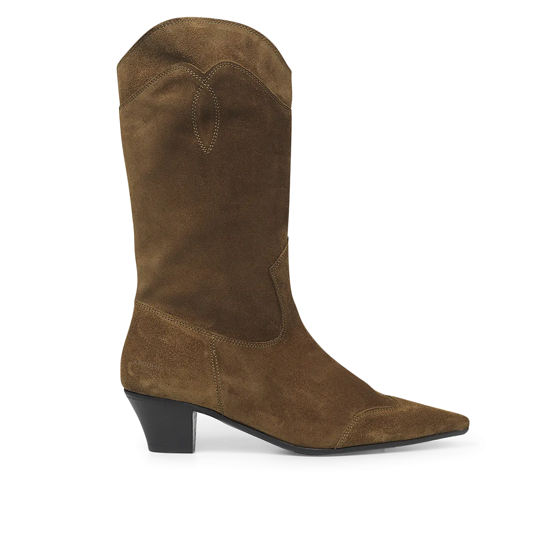 Cowboy boot with zipper