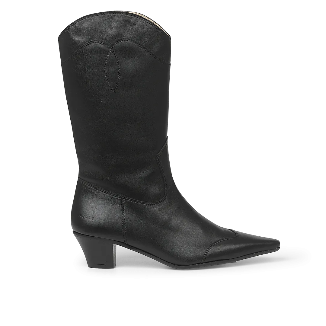Cowboy boot with zipper
