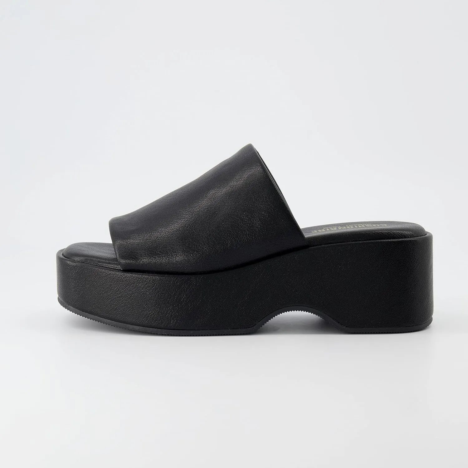CUSHIONAIRE Women's Spin one band platform sandal with  Memory Foam