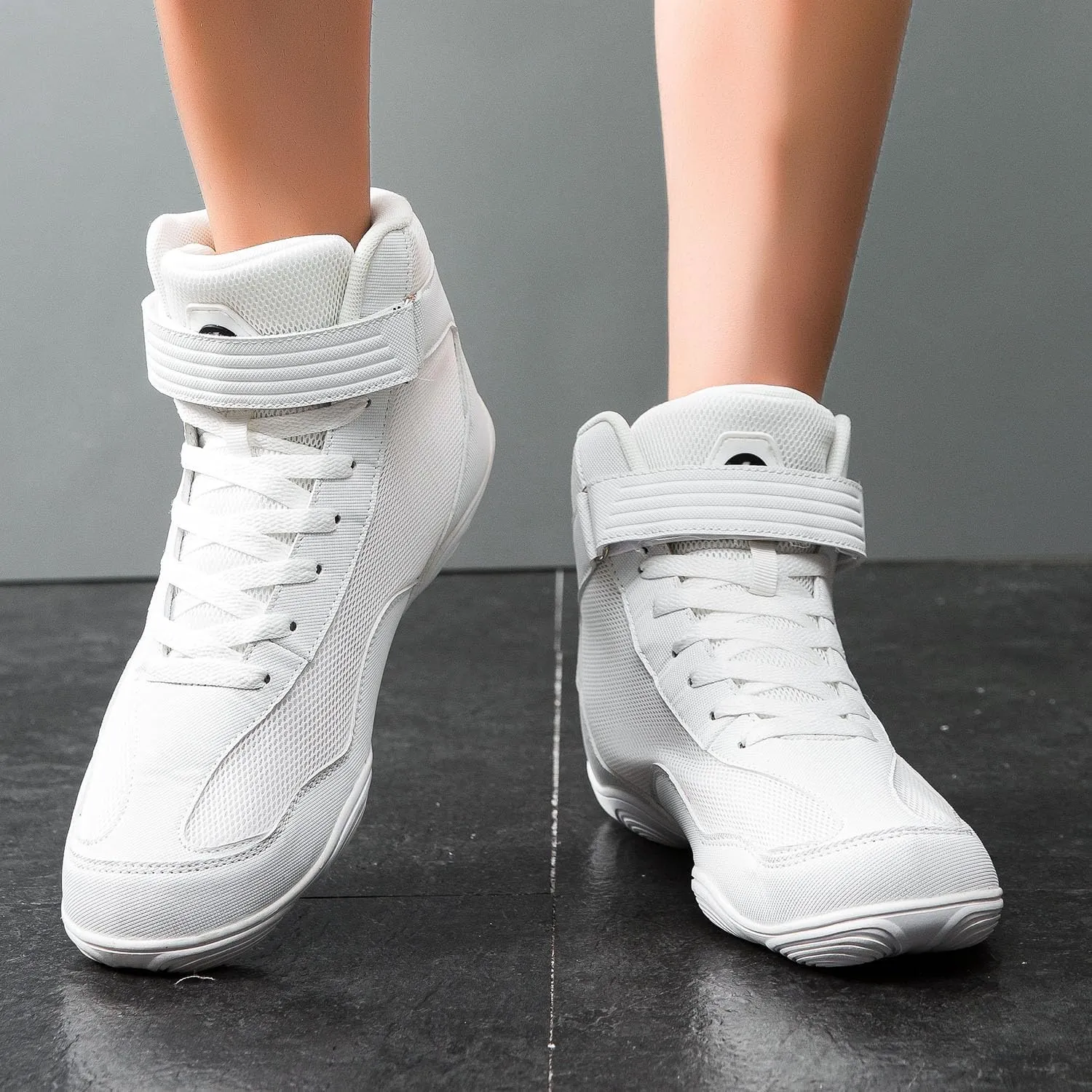 DimaiGlobal Men's Wrestling Shoe Fitness Sneaker Boxing Shoes Zero Drop Sole High Top Fighting Shoes Taekwondo Karate Martial Arts Training Shoes