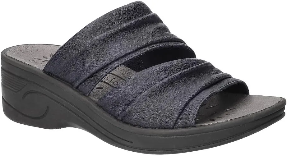 Easy Street Women's Seeker Wedge Sandal