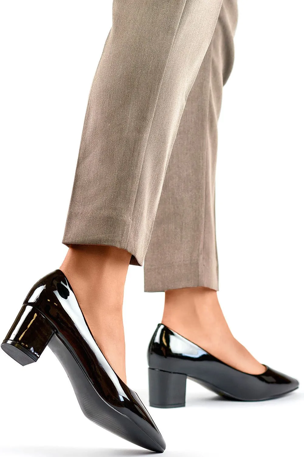 Elegant Sleek Timeless Block Heel Pumps