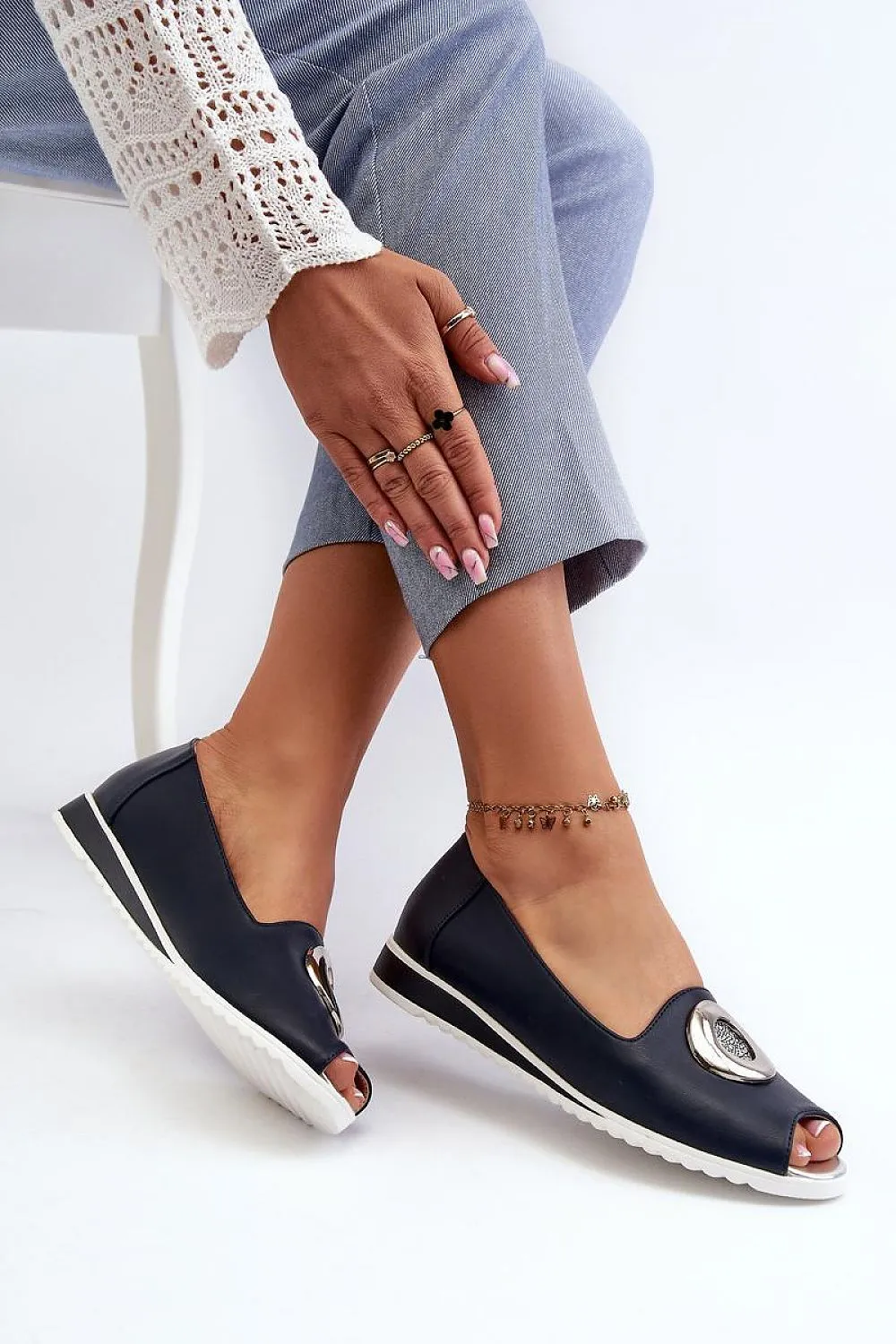 Elegant Sleek Timeless Heel Pumps