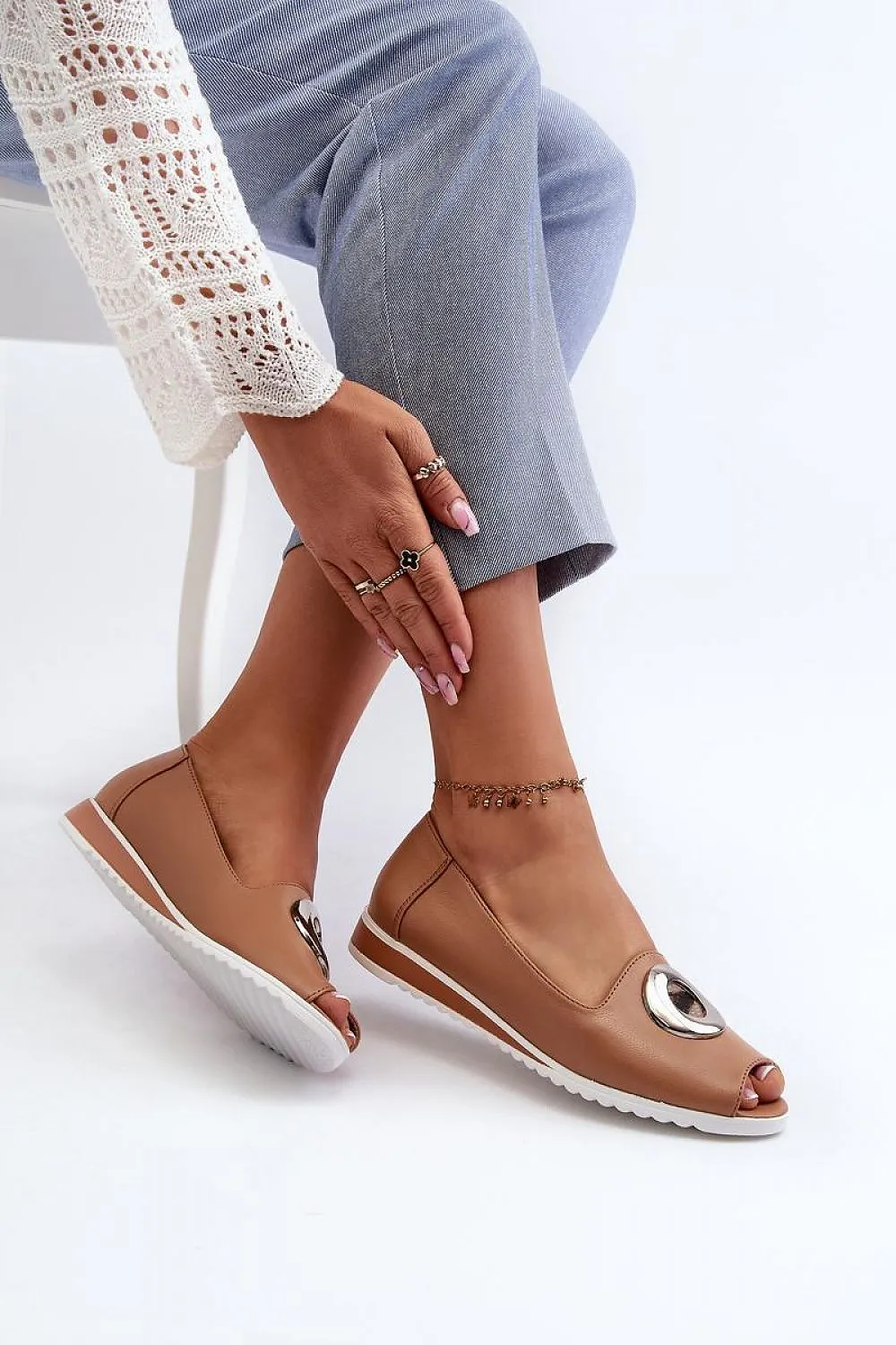 Elegant Sleek Timeless Heel Pumps