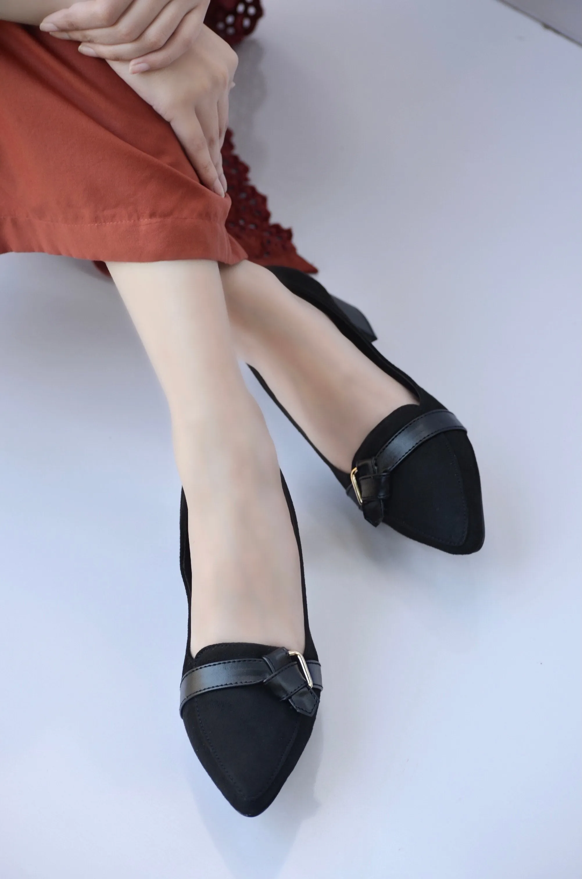 Elegant Suede Block Heel Loafers