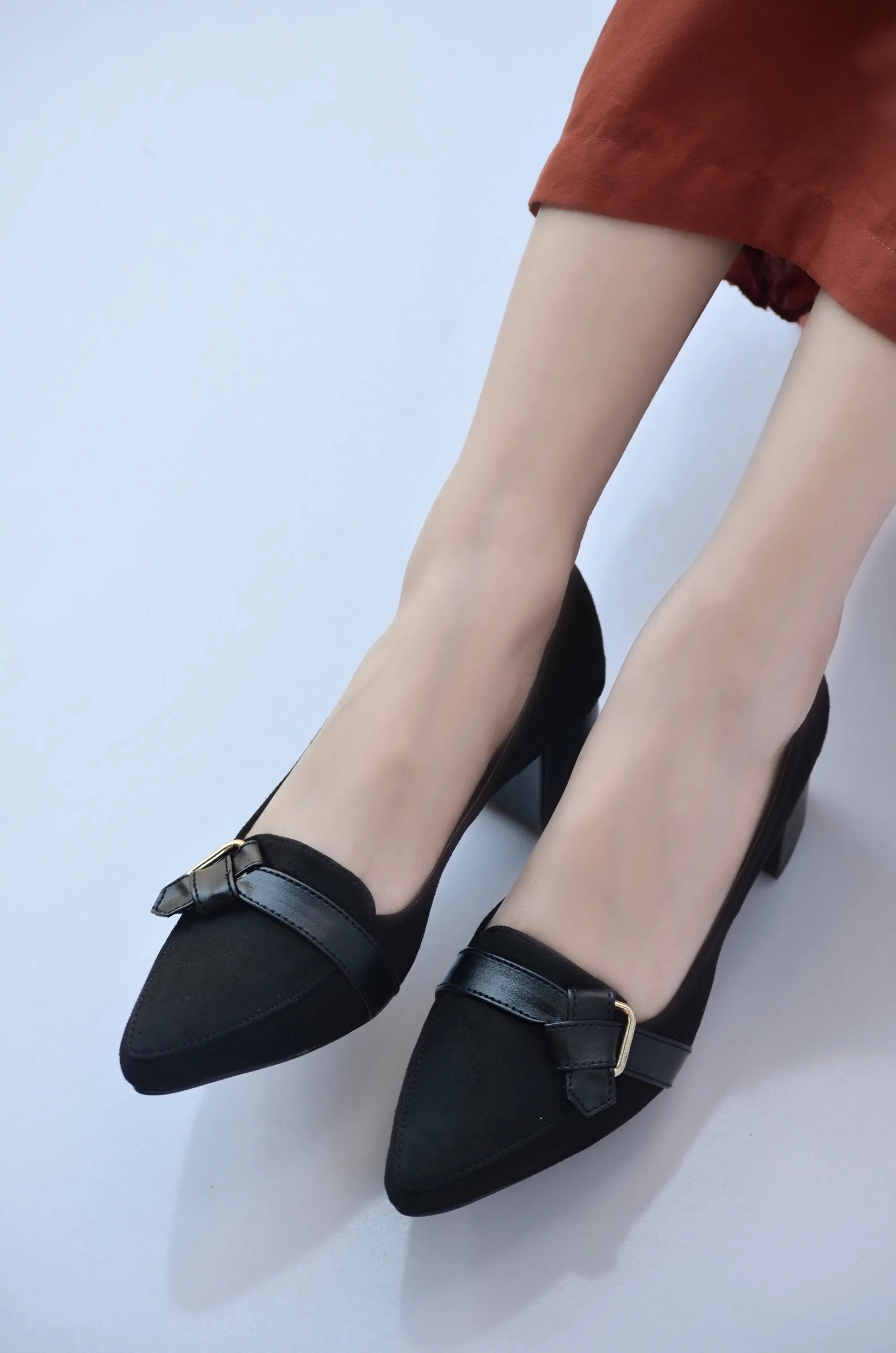 Elegant Suede Block Heel Loafers