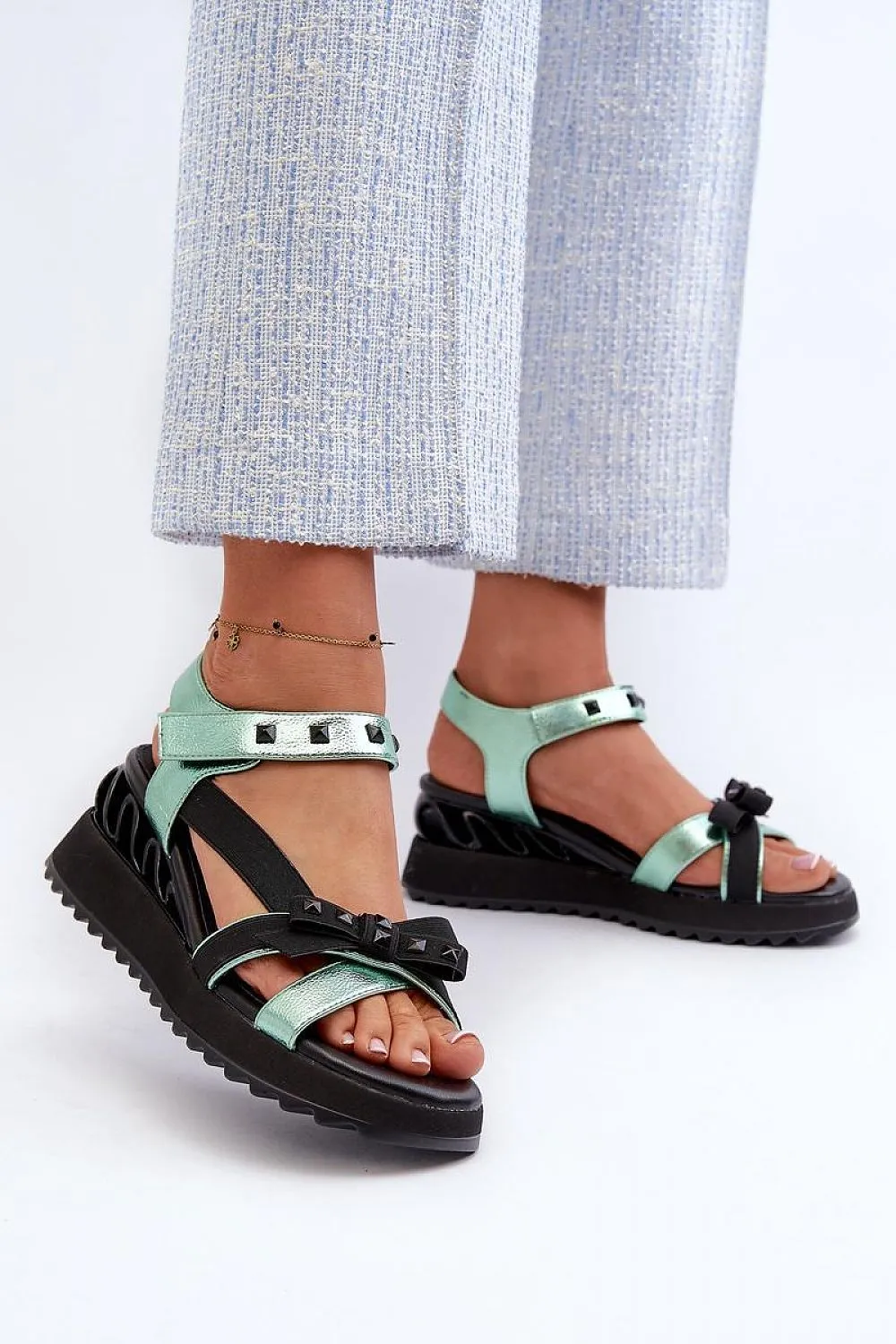 Fashion-Forward Comfortable & Chic Buskin