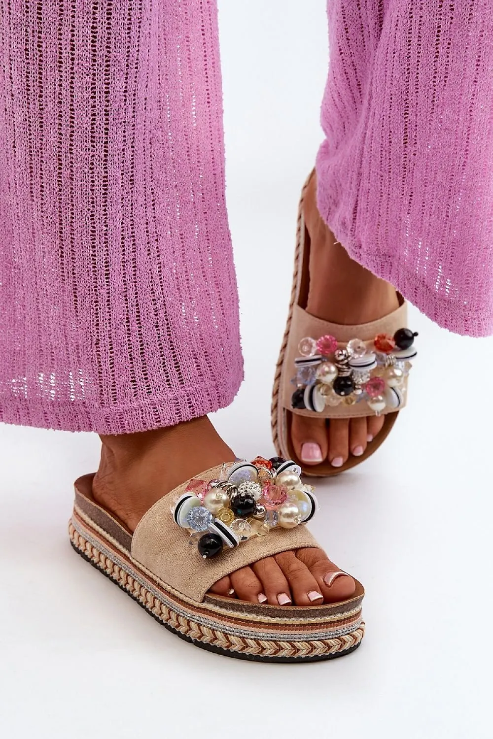 Fashion-Forward Comfortable & Chic Flip-Flops