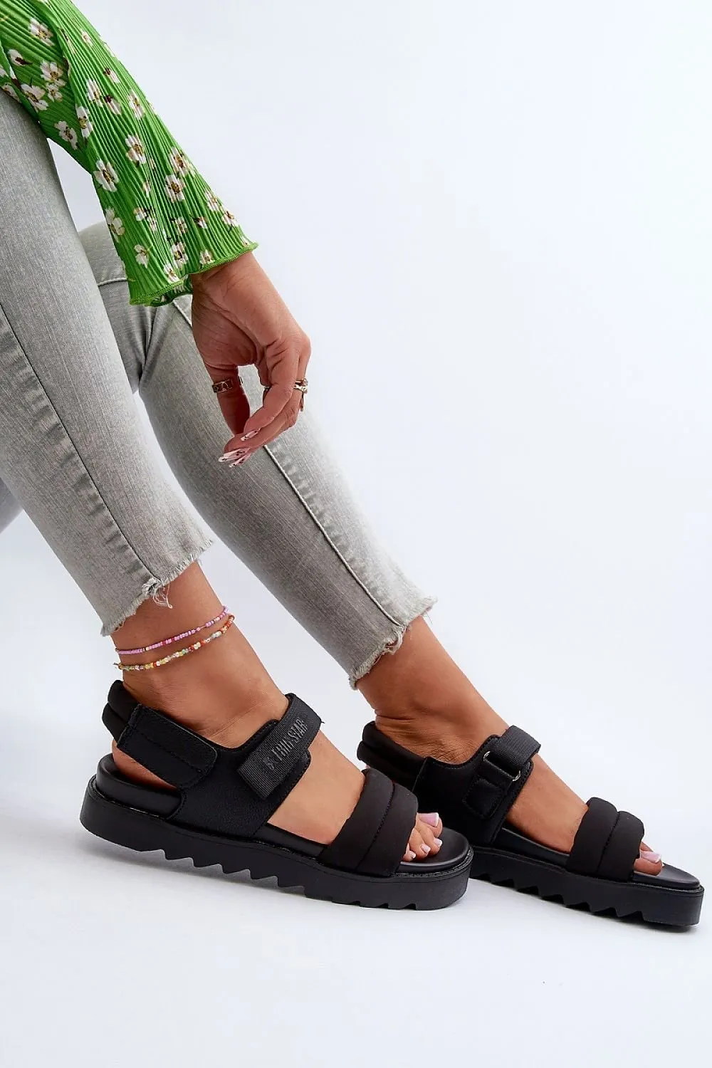Fashion-Forward Comfortable & Chic Sandals