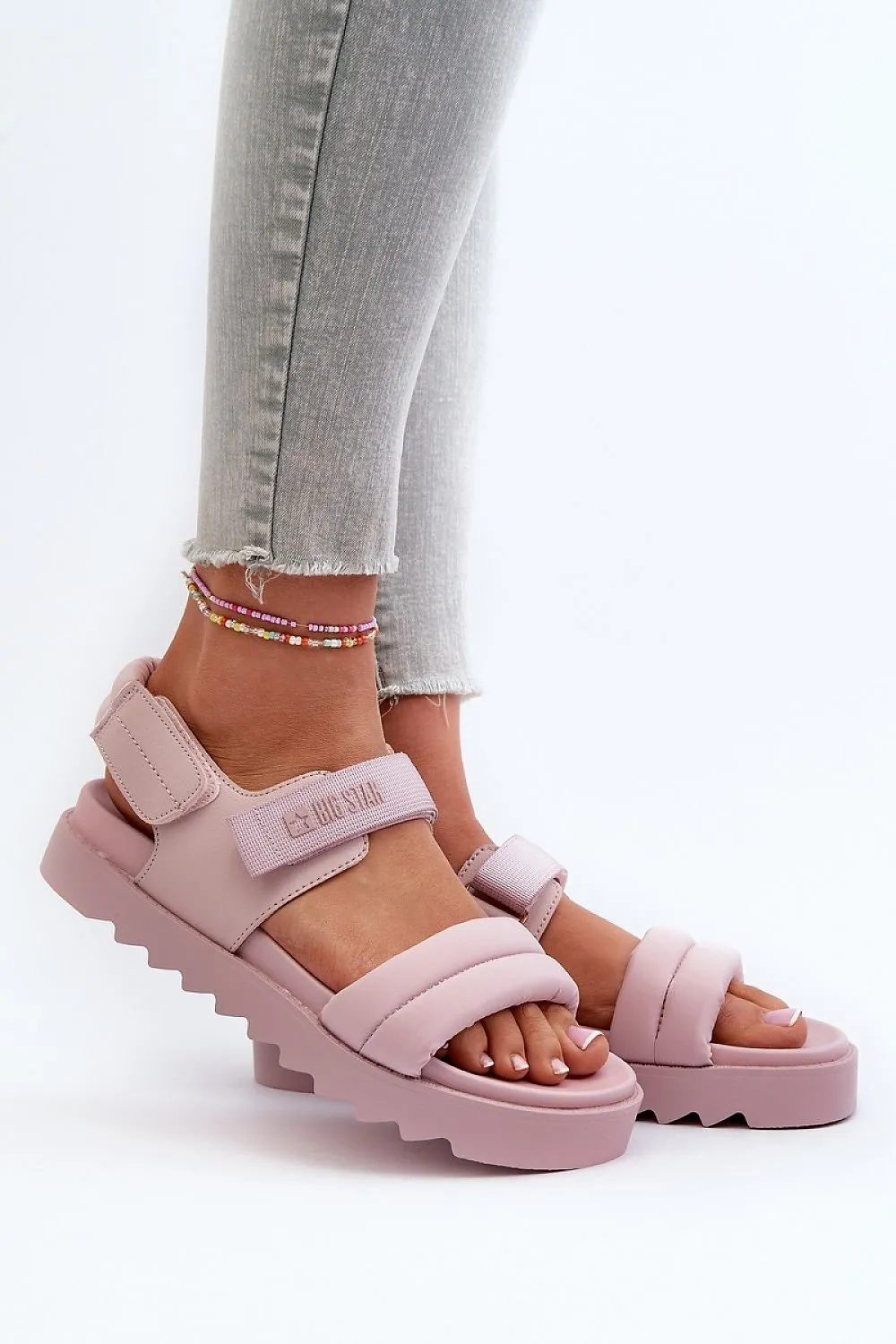 Fashion-Forward Comfortable & Chic Sandals