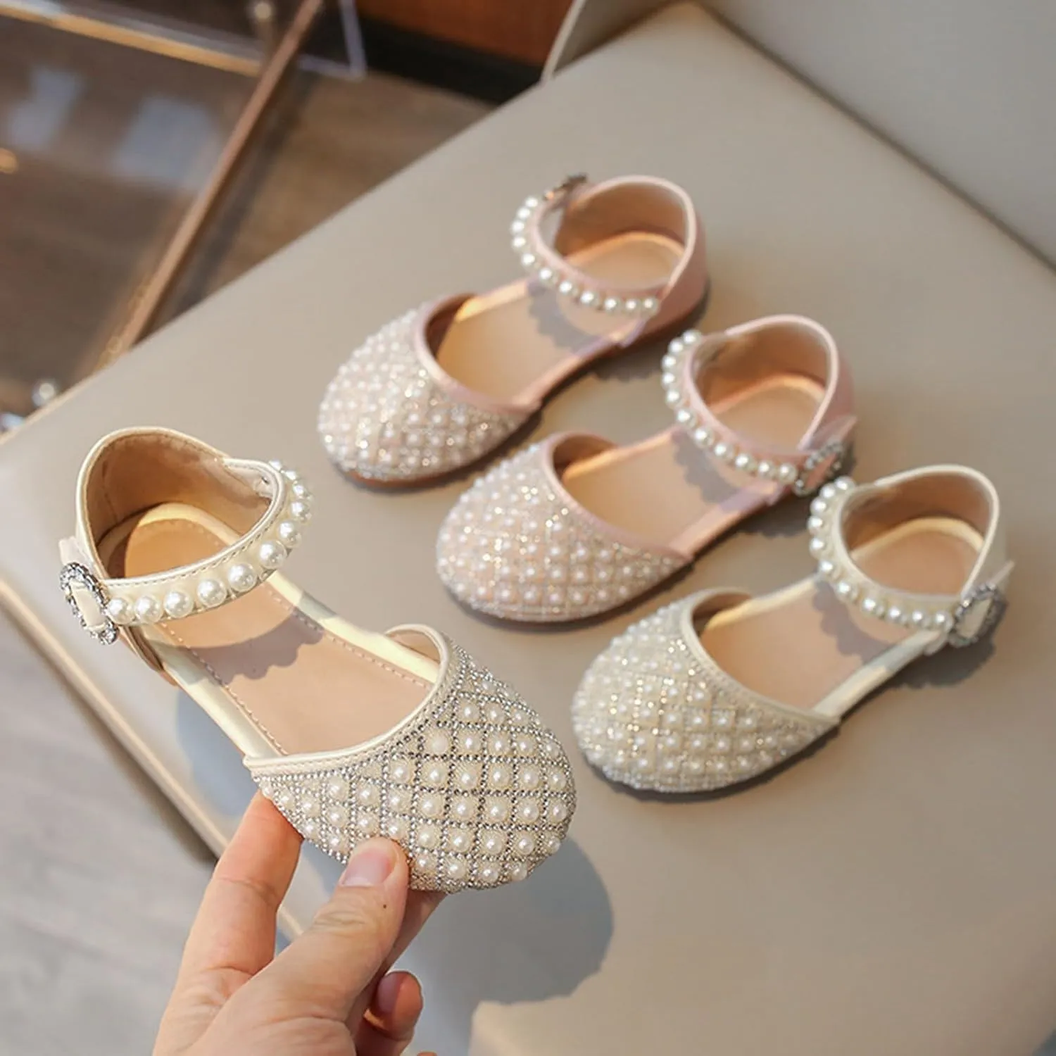 Girls Pearl Glitter Pageant Sandals Closed Toe Ankle Strap High Heel Non Slip Sandals Elegant Princess Wedding Shoes