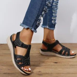 LM | Light and airy sandals