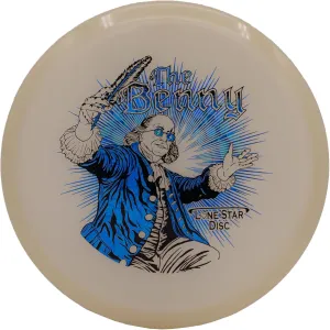 Lone Star Disc Glow Benny | Stable Disc Golf Approach Disc | Glows in The Dark | Ideal Throwing Putter | Colors May Vary
