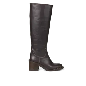 Longshafted boot