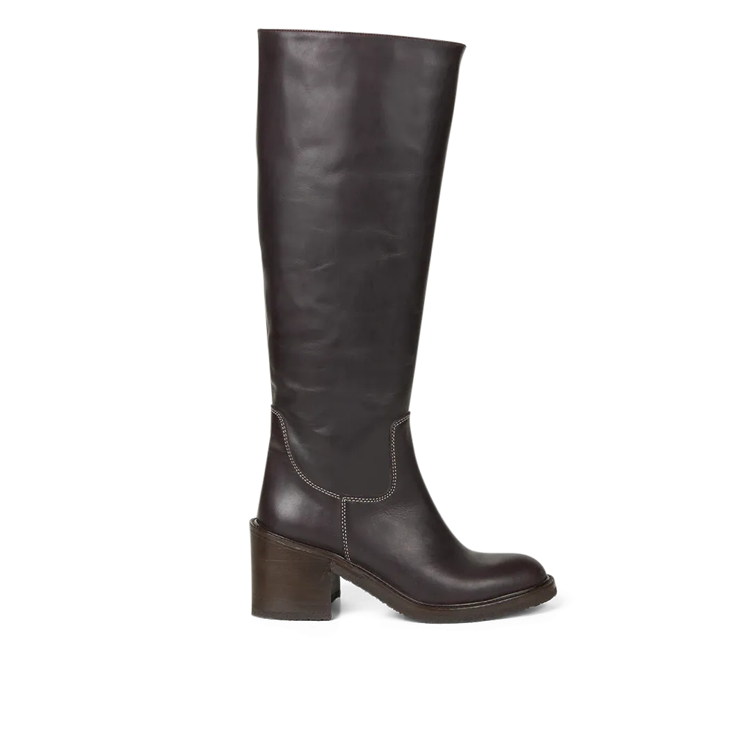 Longshafted boot