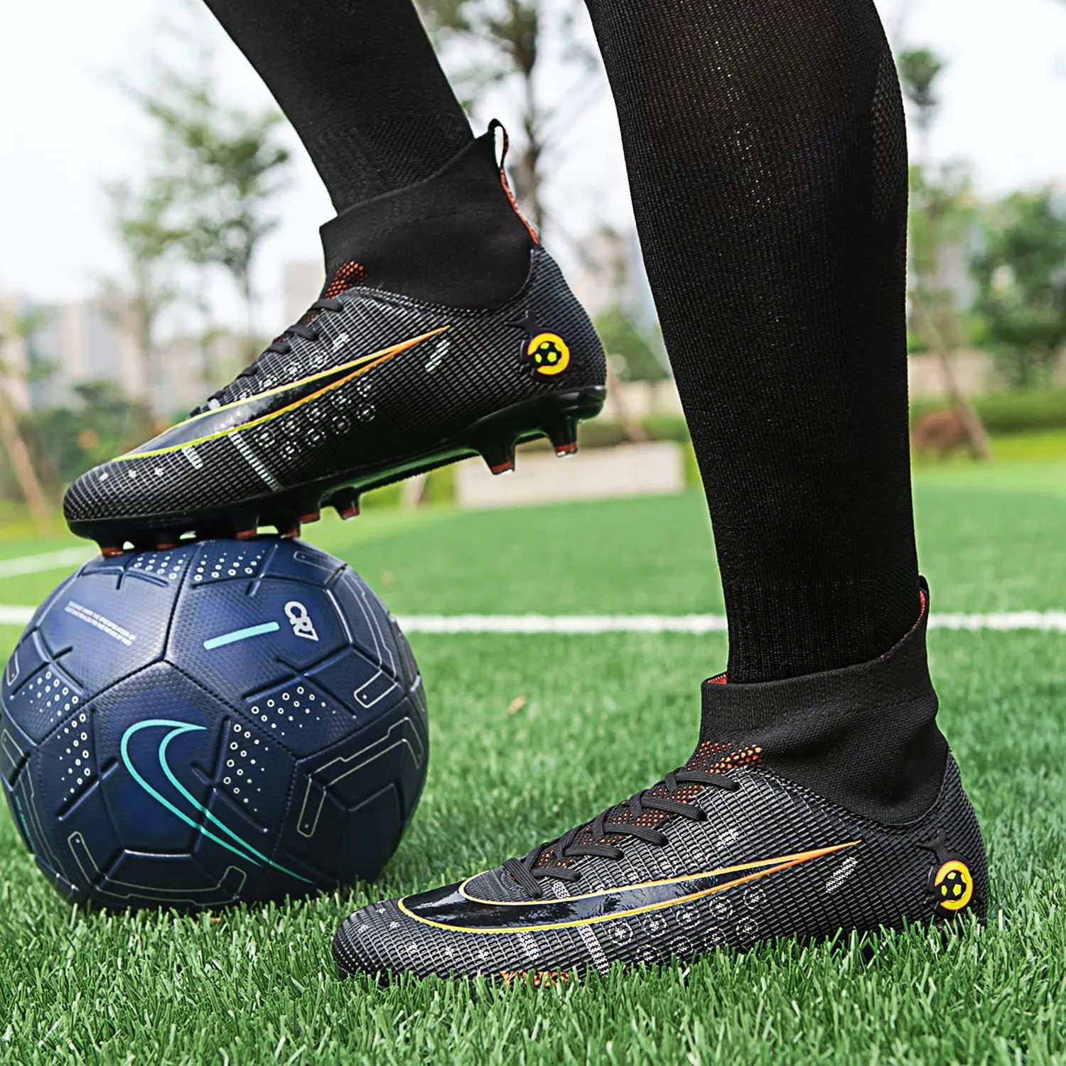 Men's Soccer Shoes Football Cleats with Lace-Up High Top Lightweight Indoor TF Turf Cleats Sneaker