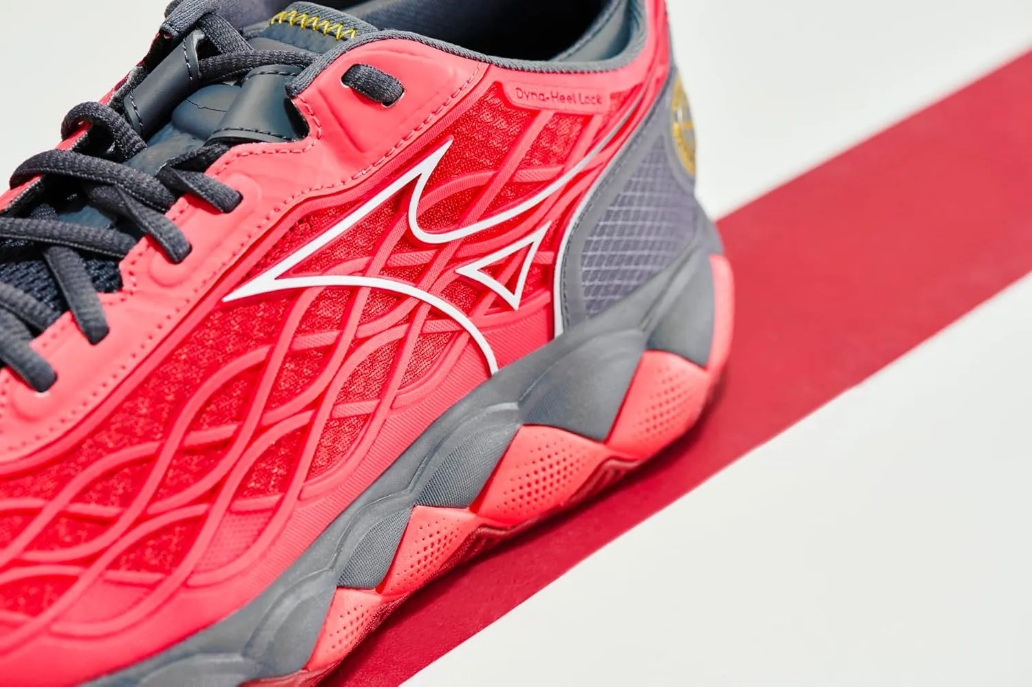 Mizuno Men's Wave Enforce Tour Ac Sneaker