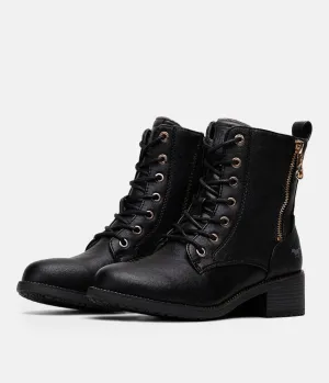 Mustang Stylish Black Ankle Boots
