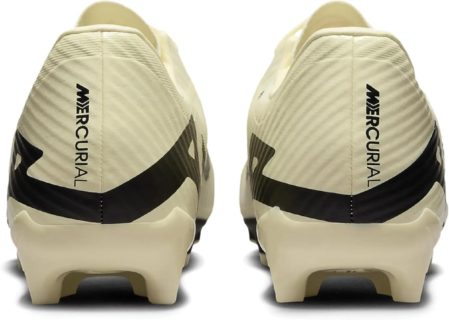 Nike Men's Zoom Vapor 15 Academy Sneaker