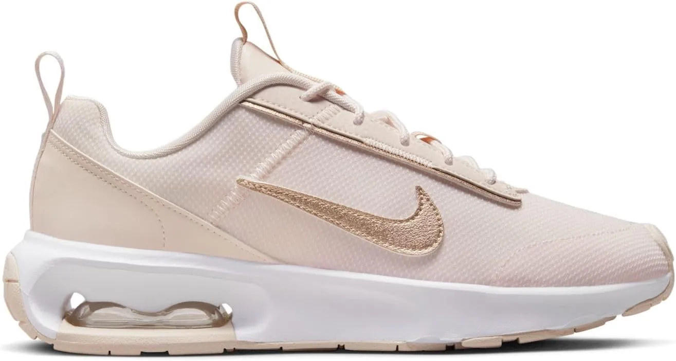 NIKE Women's Sneaker