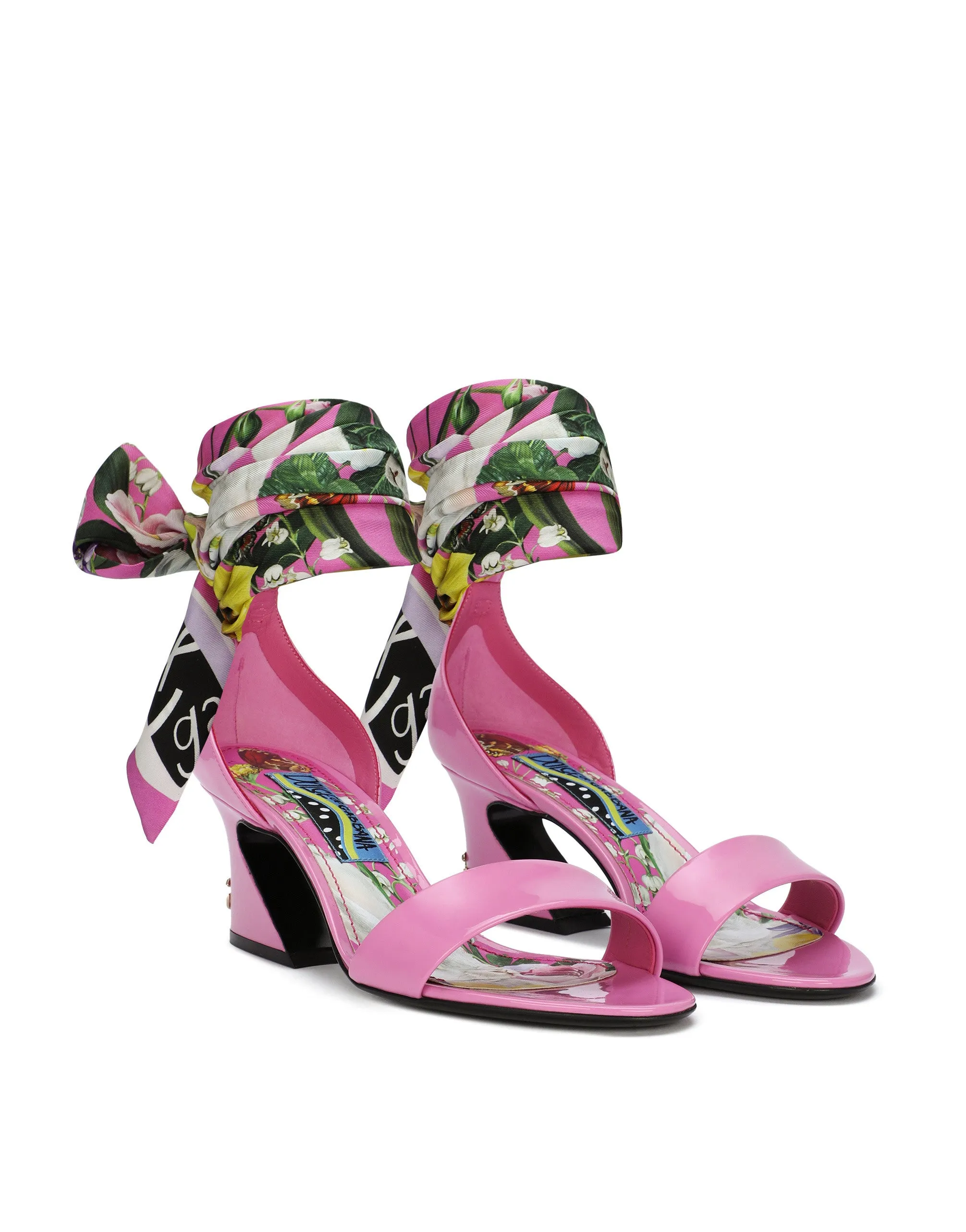 Patent leather sandals with printed fabric and DG logo