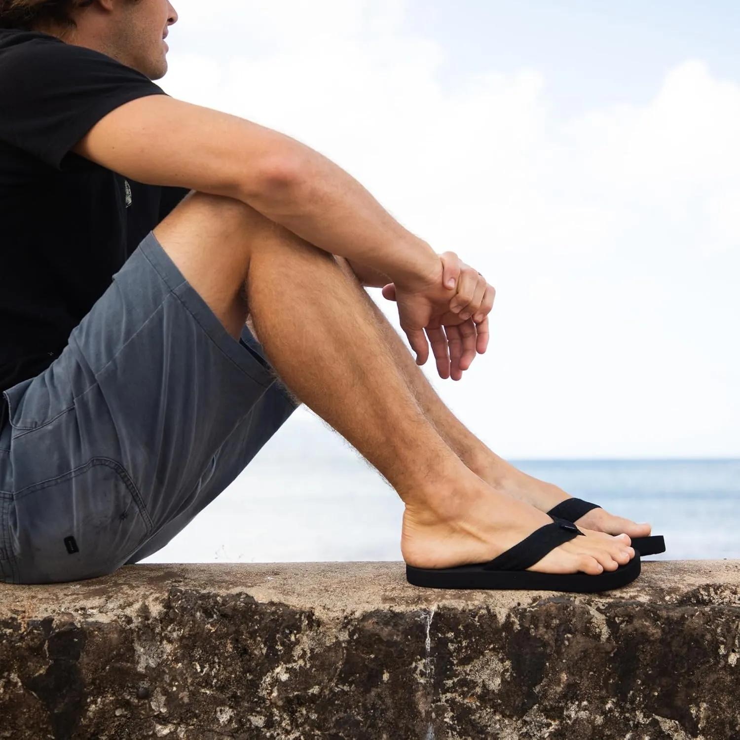 REEF Smoothy Men's Beach Flip Flop, Soft Woven Strap Made From 100% Recycled PET