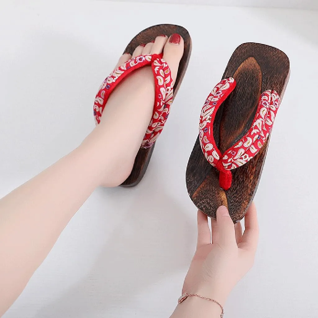 Round headed couple wooden clogs, high-density EVA sole, anti slip, wear-resistant, and anti slip Japanese style sandals for men and women at home, beach flip flops