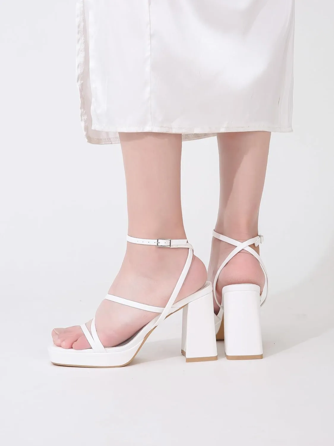 Shoe'N Tale Platform Heels for Women Strappy Block Chunky Heels Square Toe Ankle Buckle Sandals