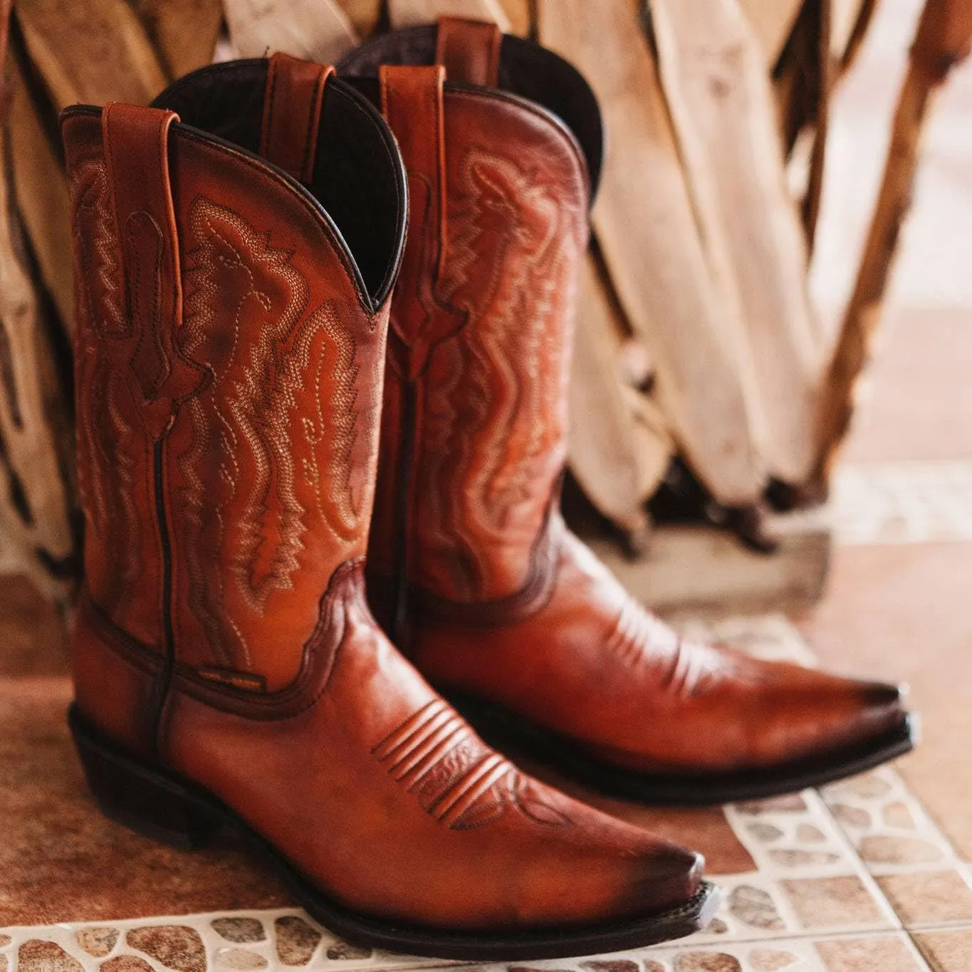Soto Boots Mens Burnished Snip Toe Cowboy Boots H50030