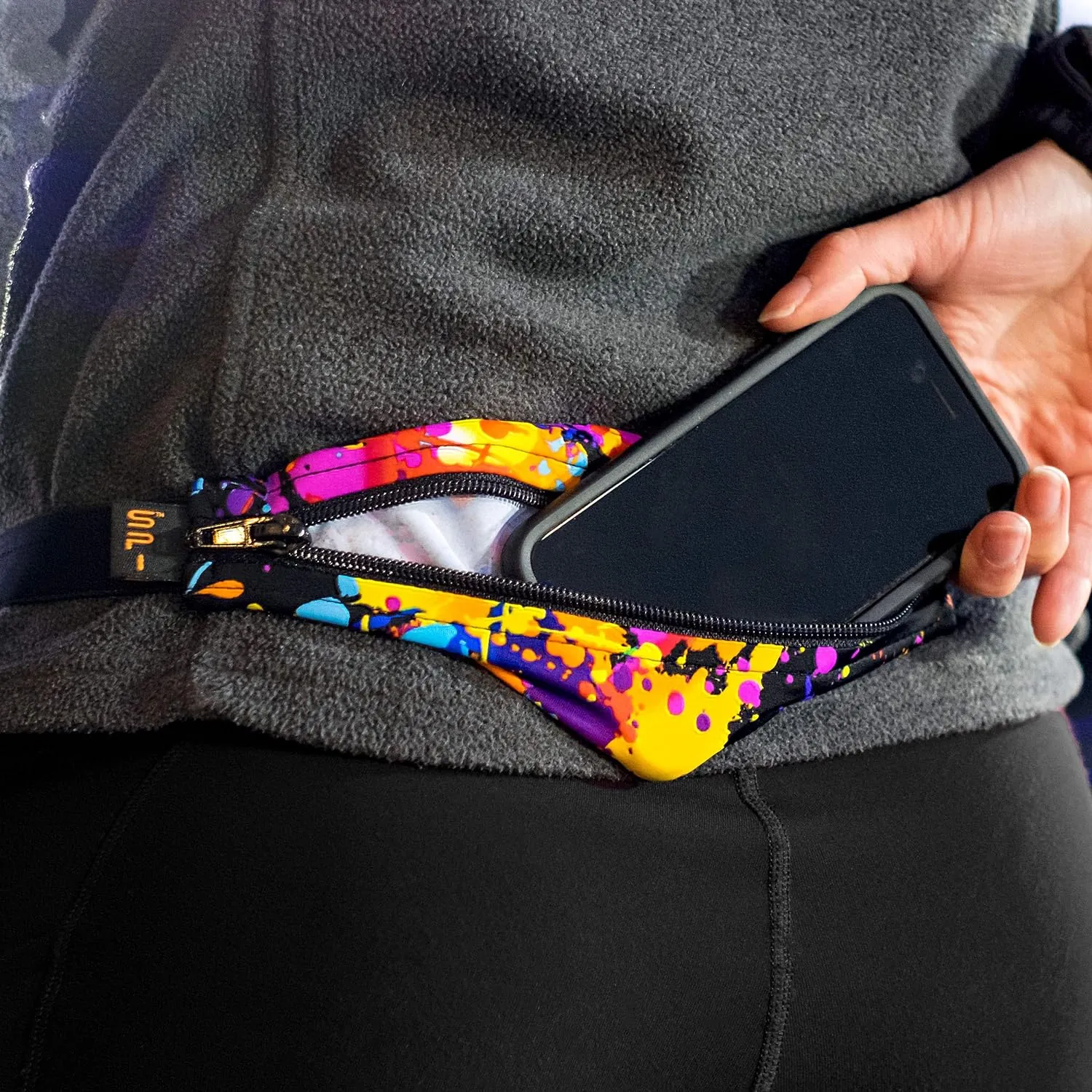 SPIbelt Original Pocket Running Belt for Women Men, Phone Holder for Running, Running Fanny Pack, Holder for Phone, Running Waist Pack, Expandable, Adjustable. Black with Black Zipper