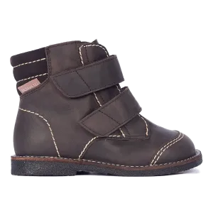TEX-boot with decorative contrast stitching