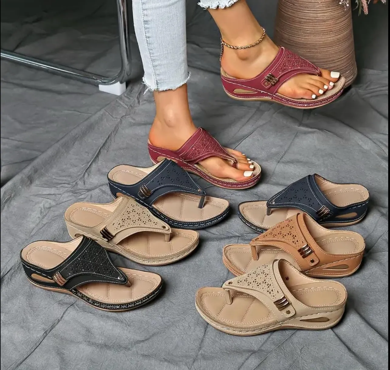 Thong Sandals for Women Casual Arch Support Slip On Buckle Strap Slippers Womens Flip Flops for Summer Beach Sandals Bathroom Waterproof Leather Shoes