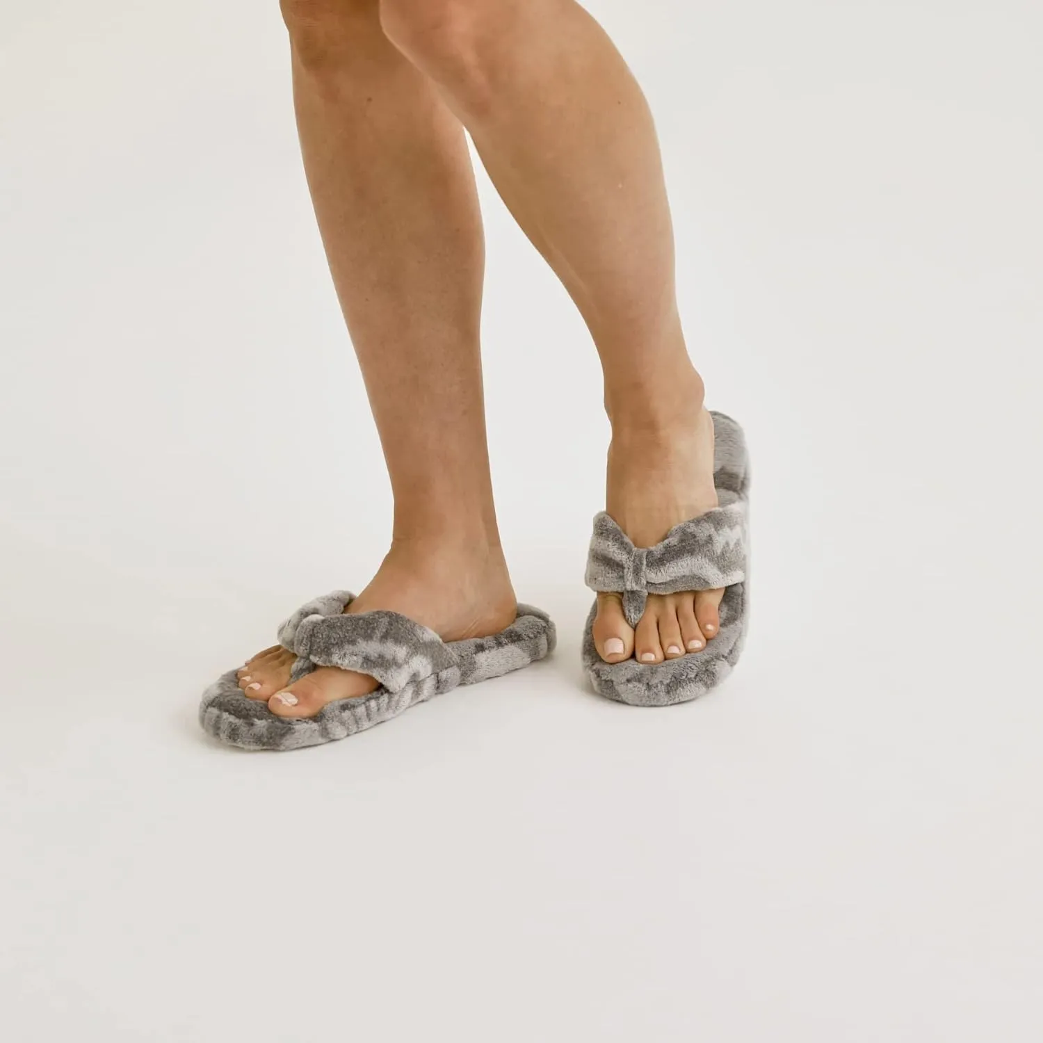 Vera Bradley Women's Fleece Flip Flop Slippers