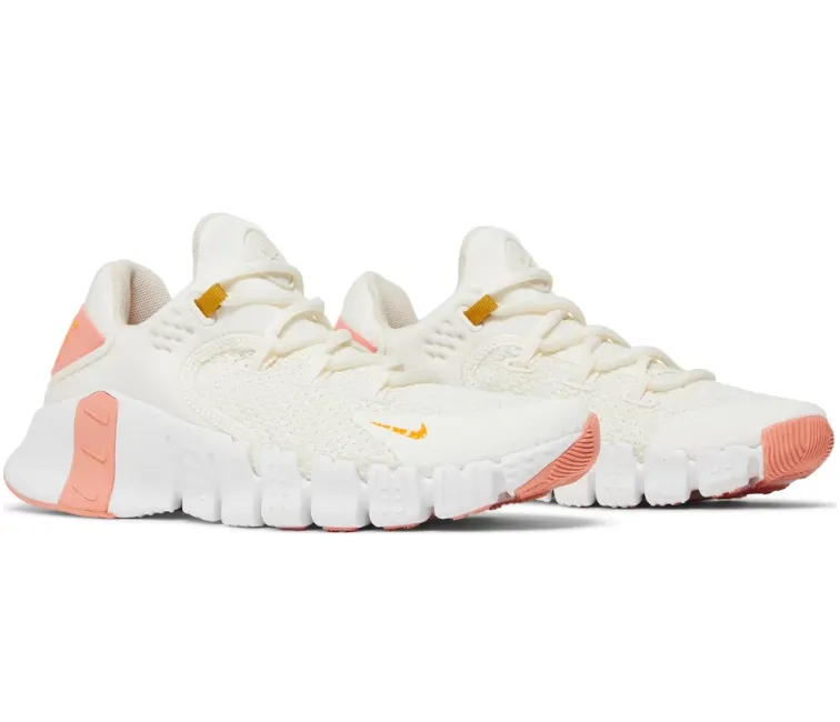 Women's Nike Free Metcon 4 (White/Peach)