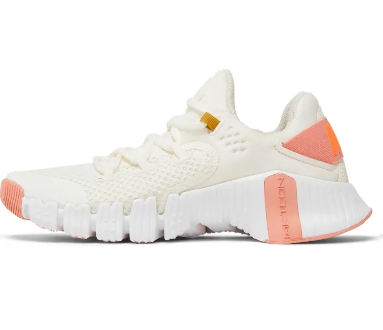 Women's Nike Free Metcon 4 (White/Peach)