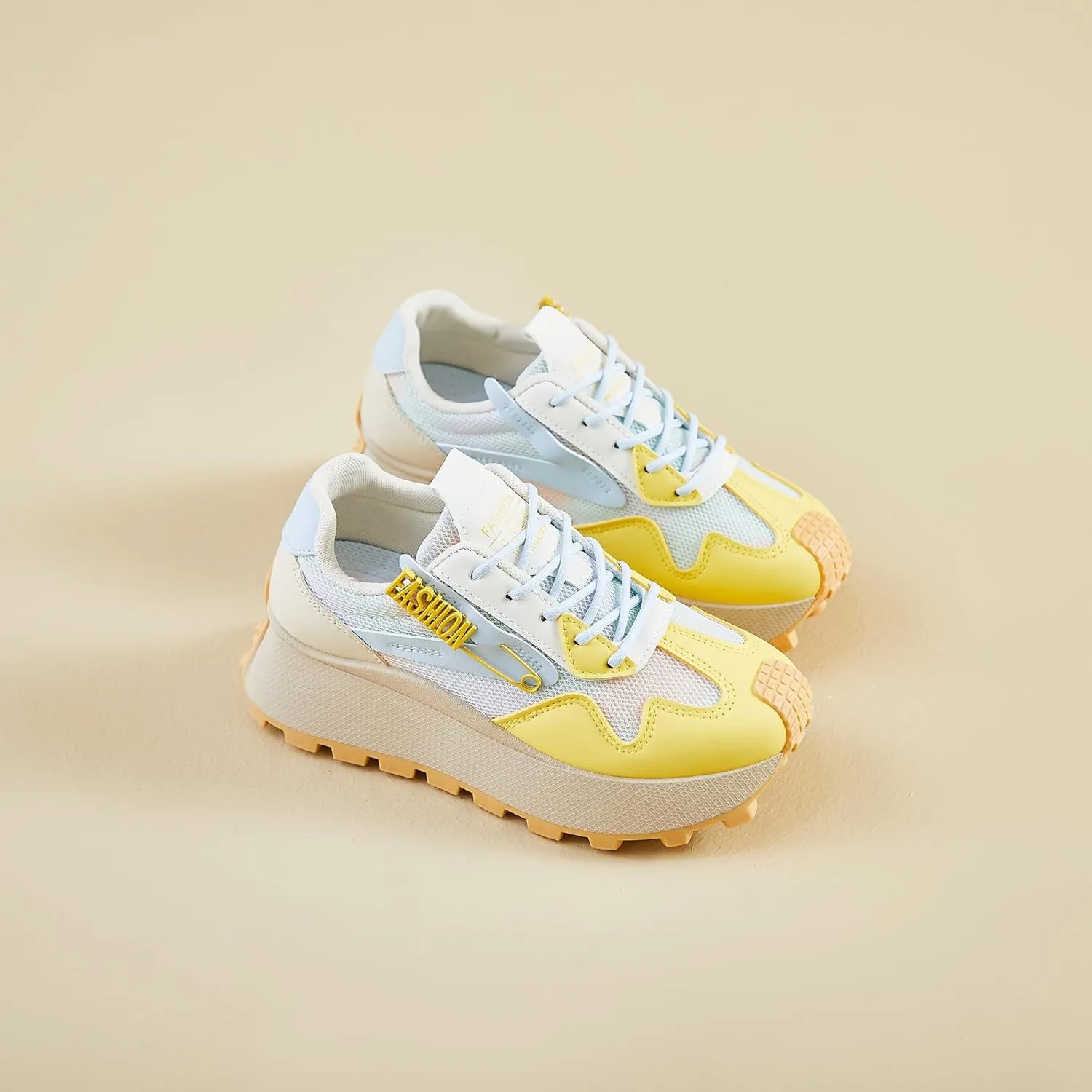 Women's Platform Sneakers Lightweight Walking Shoes with Arch Support Breathable Mesh & Retro Lace-Up Casual Shoes