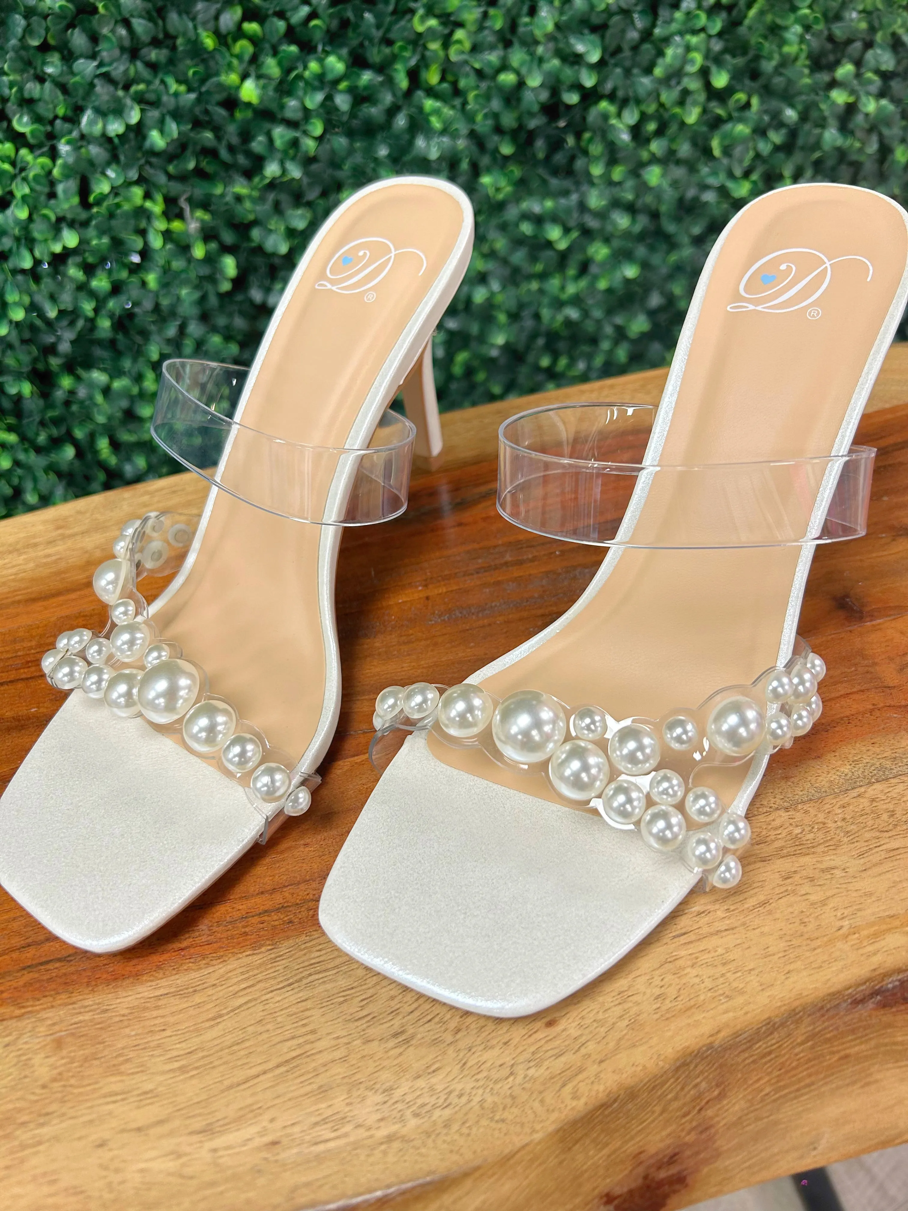 Yolanda Heel